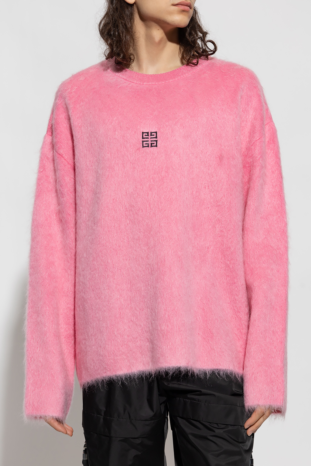 Pink 2024 givenchy jumper